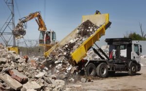 Кабмін затвердив правила переробки будсміття: деталі